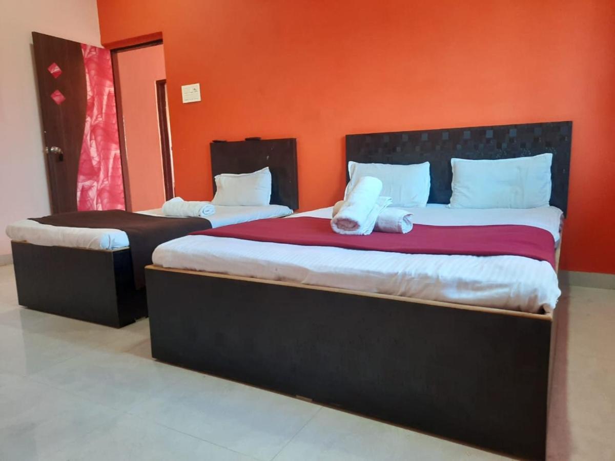 Hotel Nisarg Lodging And Restaurant Aurangabad  Exteriör bild