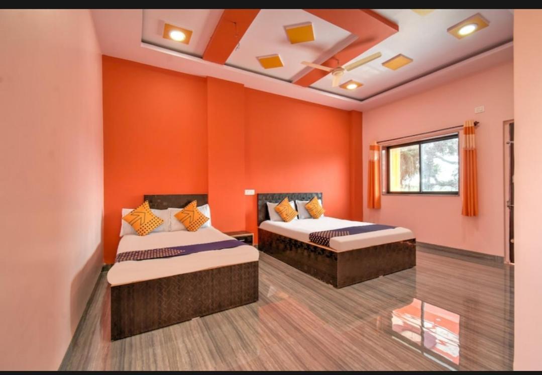 Hotel Nisarg Lodging And Restaurant Aurangabad  Exteriör bild