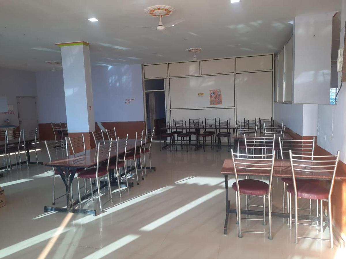 Hotel Nisarg Lodging And Restaurant Aurangabad  Exteriör bild