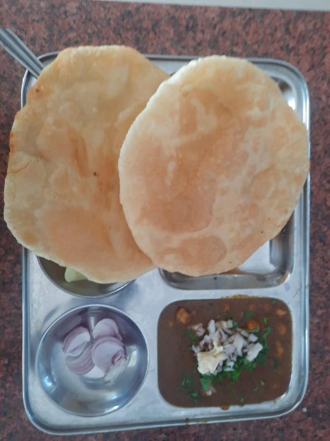 Hotel Nisarg Lodging And Restaurant Aurangabad  Exteriör bild