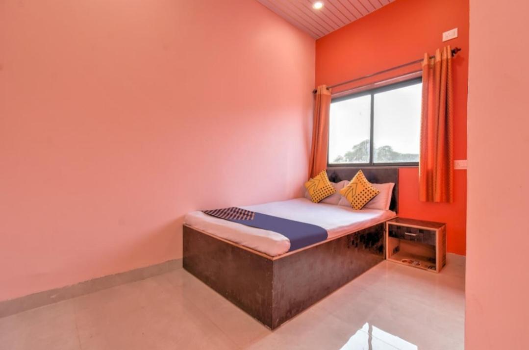 Hotel Nisarg Lodging And Restaurant Aurangabad  Exteriör bild